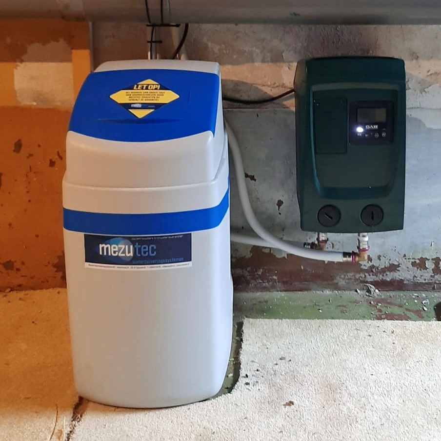 waterontharder en drukverhoger